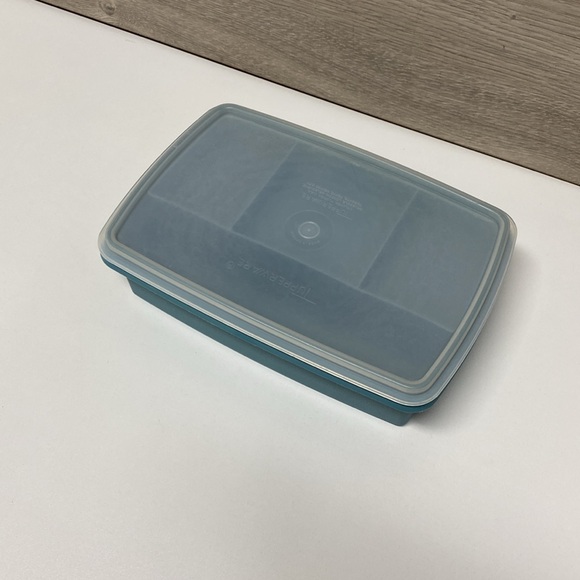 Vintage Tupperware Tuppercraft Box Container With Dividers - Picture 4 of 6